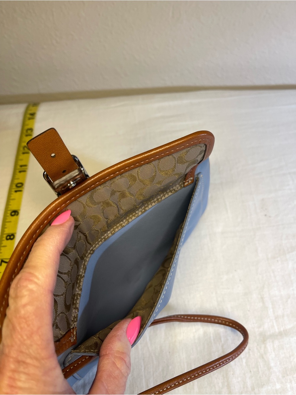 Vintage Coach Hamptons / Soho series buckled leather wristlets - Picture 10 of 13